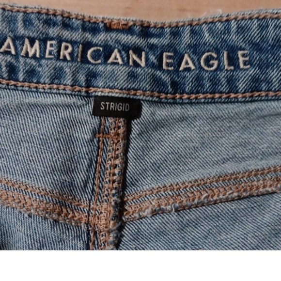 A7-American Eagle Super Stretch “Shortie” Dark Wash Shorts size 4 - Picture 4 of 5